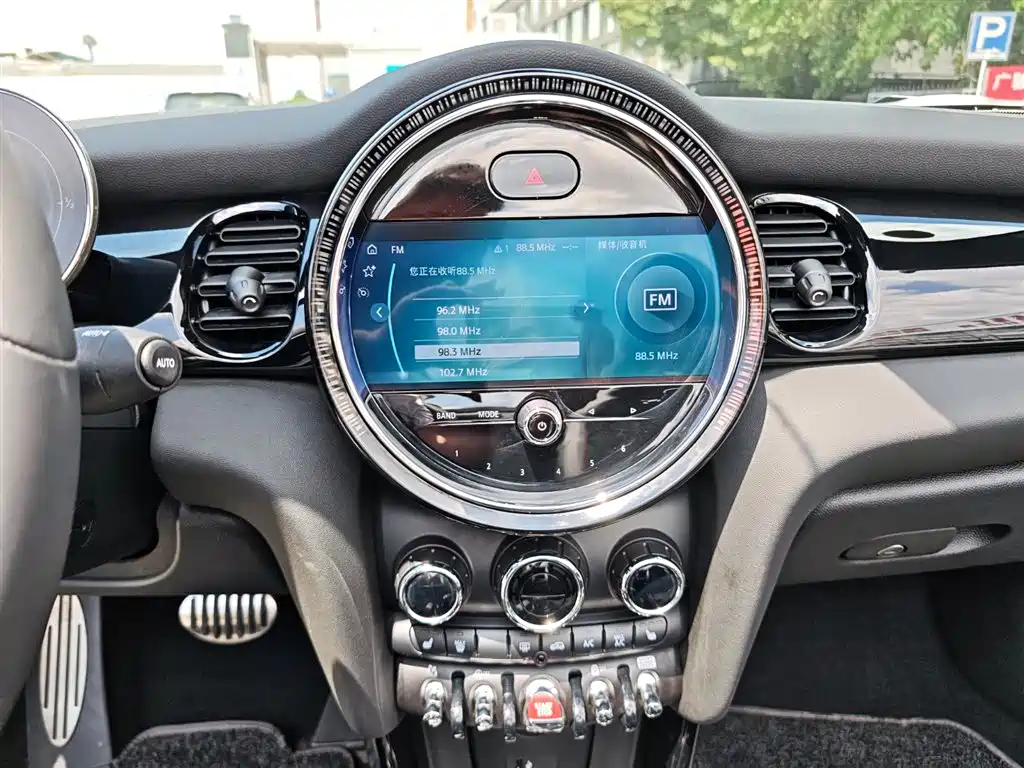 MINI 2023 2.0T COOPER S CABRIO Racer фото 21