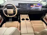 Фото 6 - Li Auto MEGA