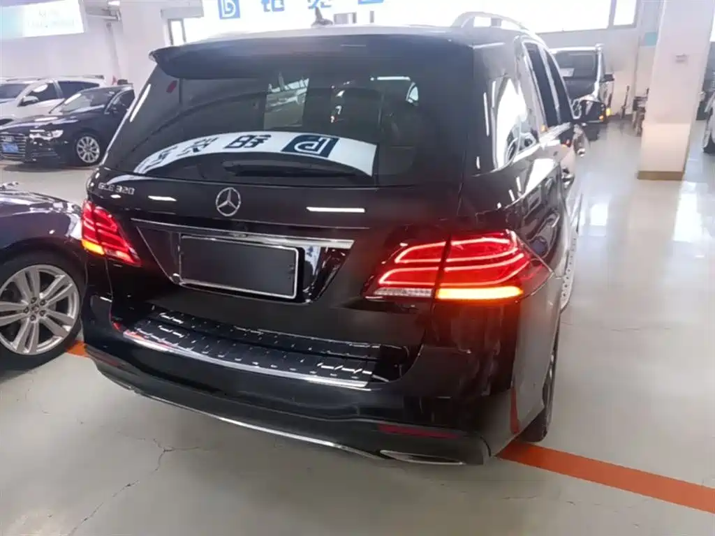 Mercedes-Benz GLE 2017 GLE 320 4MATIC Dynamic фото 7