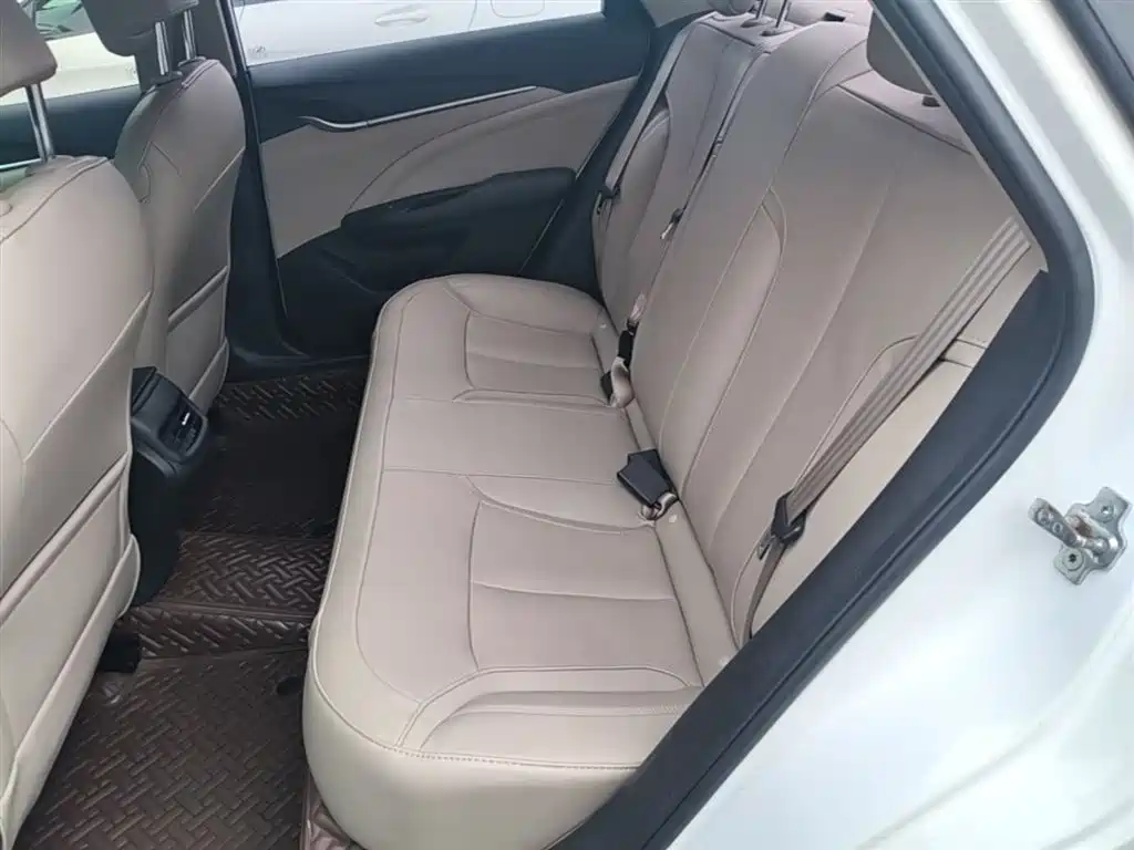 Buick Excelle 2017 15N Automatic Luxury фото 17