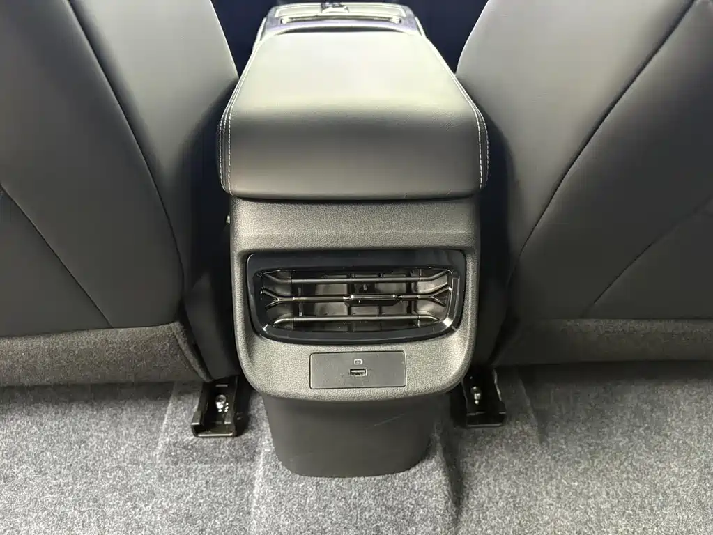 DONGFENG L7
