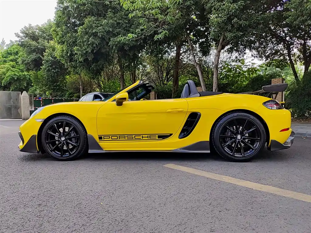Porsche 718 2022 Boxster 2.0T фото 3