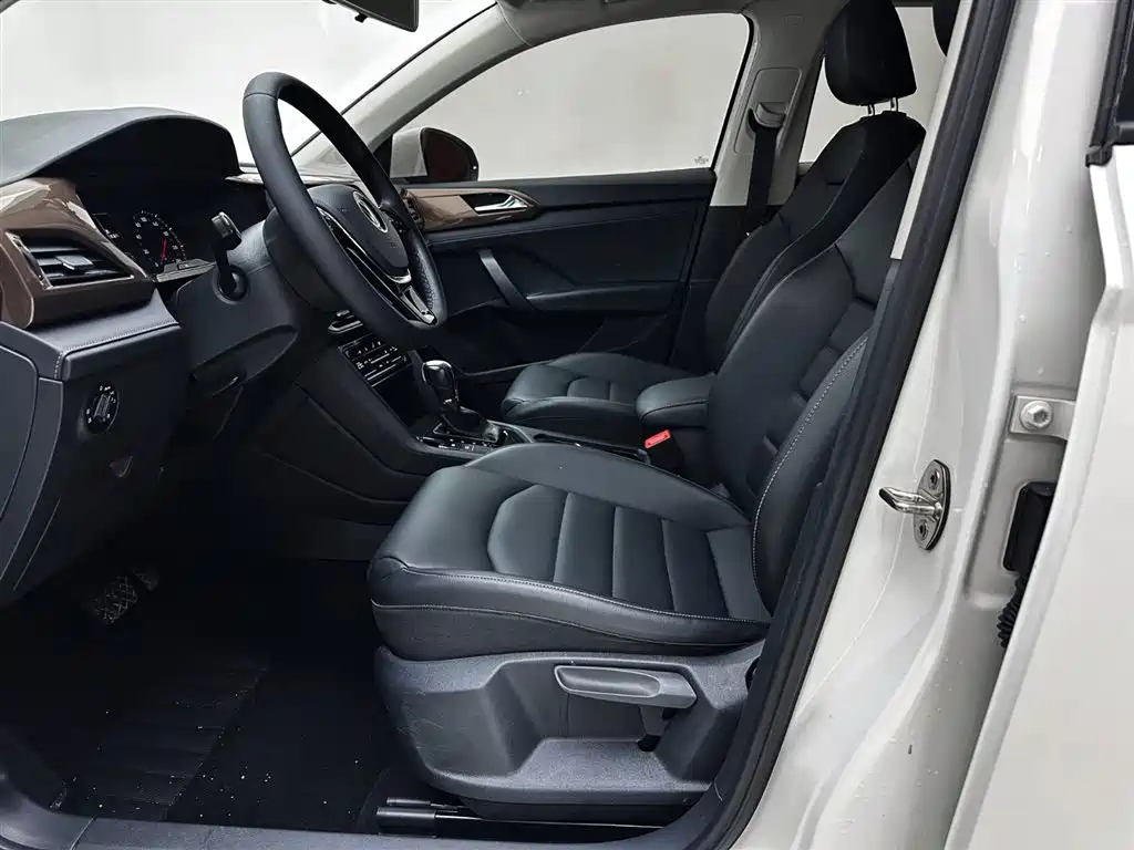 Volkswagen Tharu 2021 Model 280TSI 2WD Comfort Edition фото 19