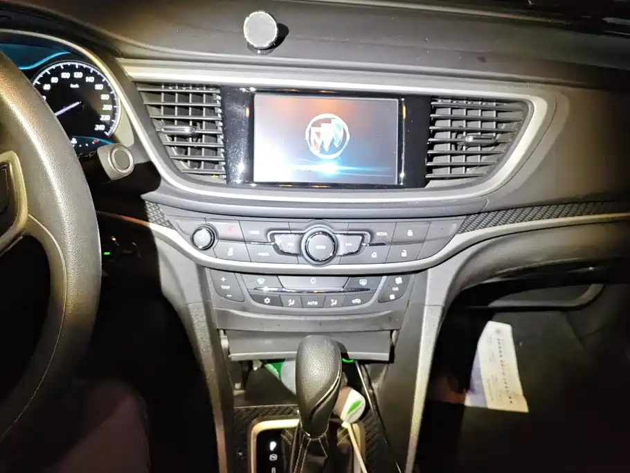 Photo 13 - Buick Excelle