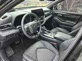 Фото 7 - Toyota Crown Kluger