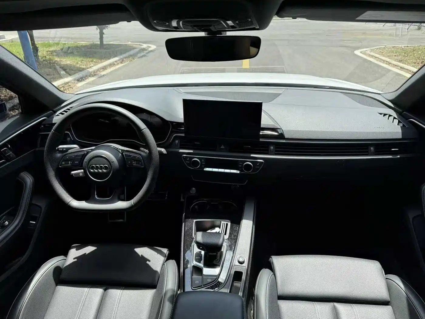 Audi A4L 2024 40 TFSI Luxury Dynamic фото 8