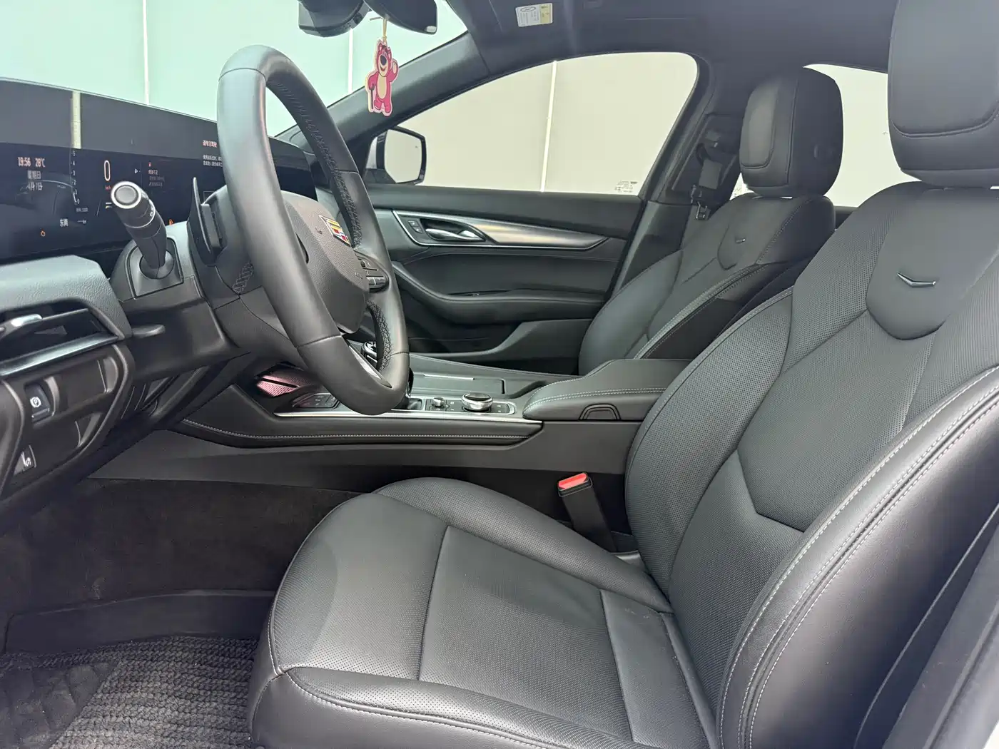 Cadillac CT5 2024 28T Luxury Model Pro фото 4