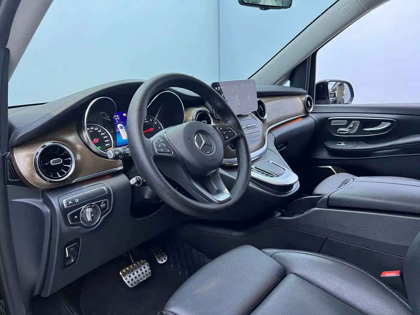 Mercedes-Benz V-Class 2024 2022 V 260 L Long Wheelbase Prestige Edition