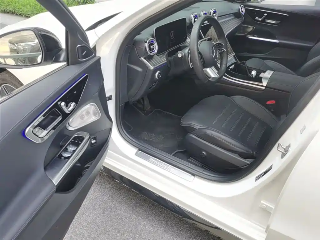 Mercedes-Benz C-Class 2025 C 260 L Sport Edition фото 23