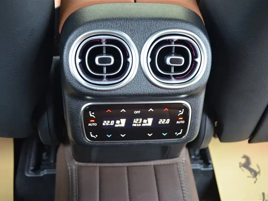 Mercedes-Benz GLC 2025 Facelift GLC 300 L 4MATIC Dynamic 5-seater фото 10
