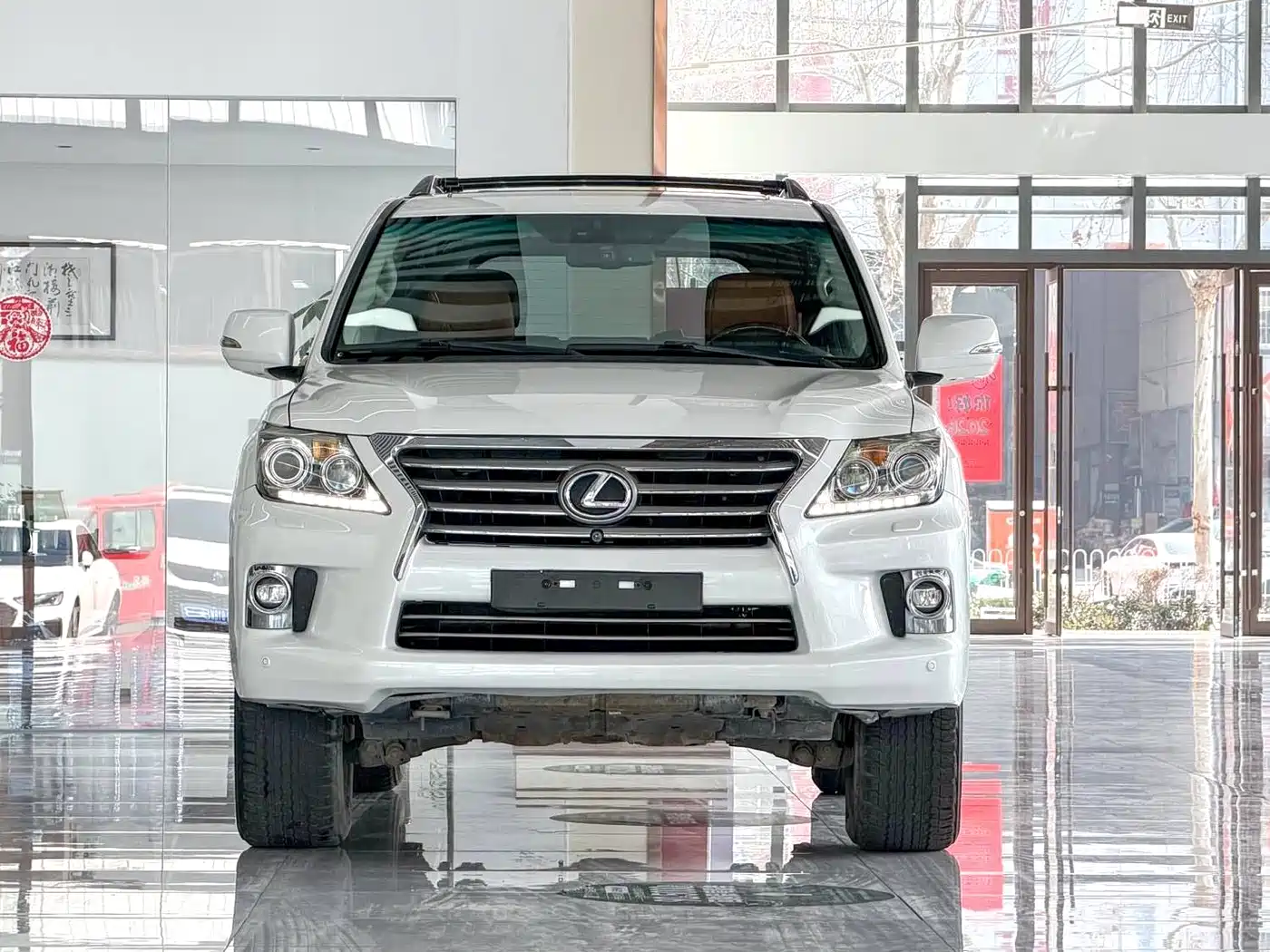 Lexus LX 2013 570 фото 2