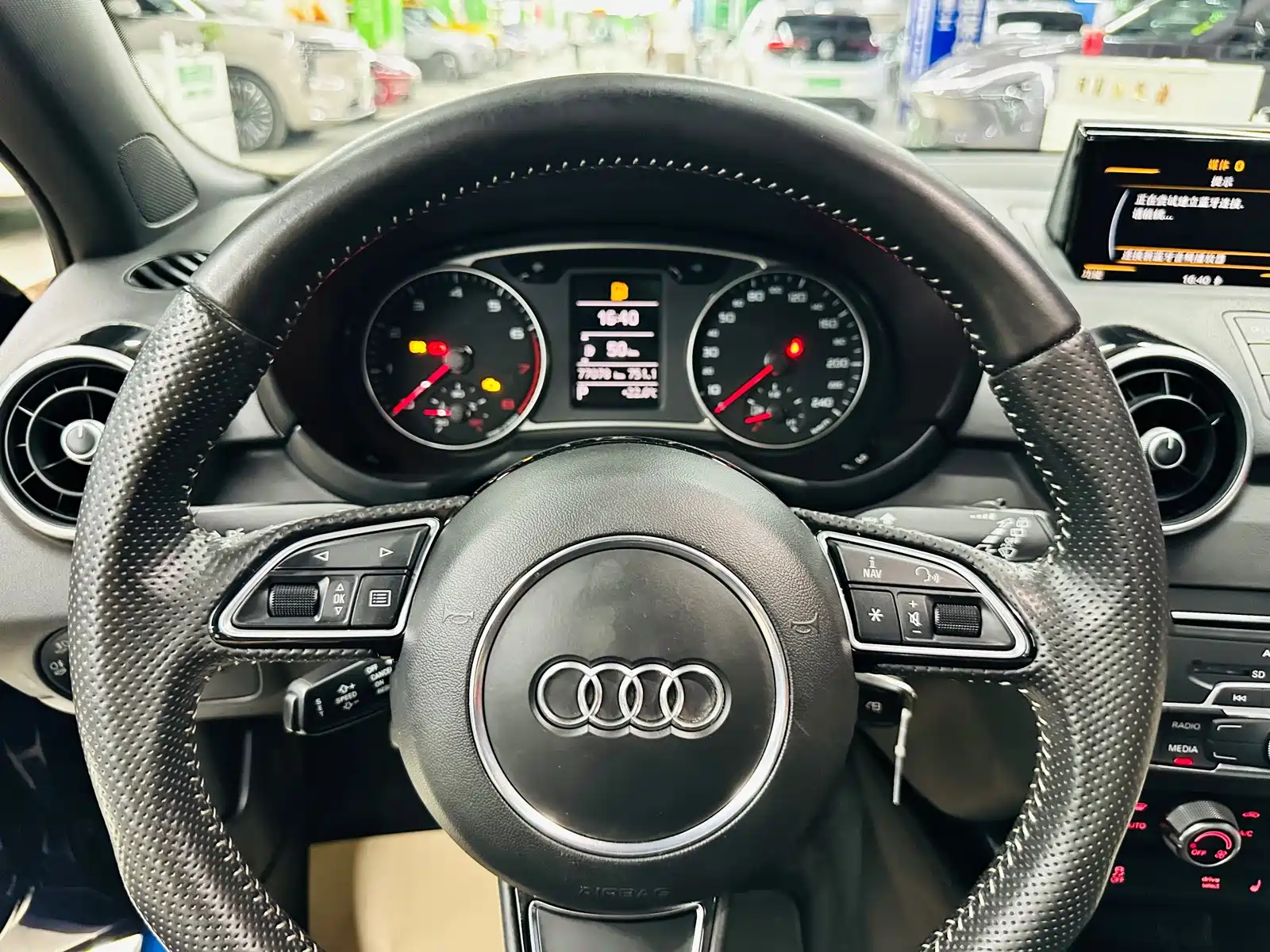 Фото 39 - Audi A1