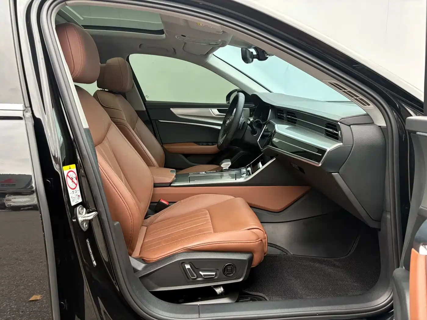 Audi A6L 2024 45 TFSI Premium Elegance фото 23