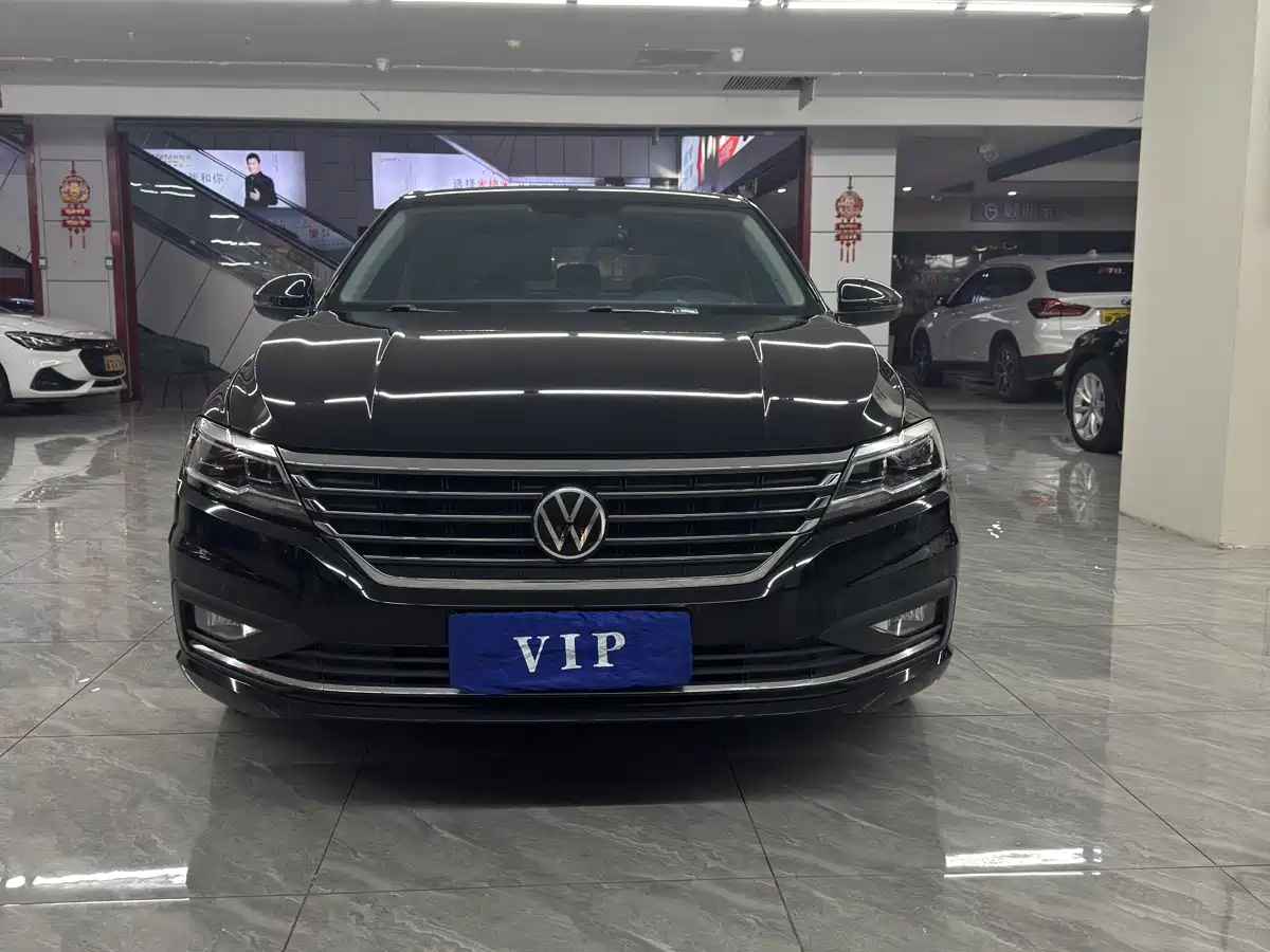 Volkswagen Lavida 2021 1.5L Auto Comfort Edition фото 2