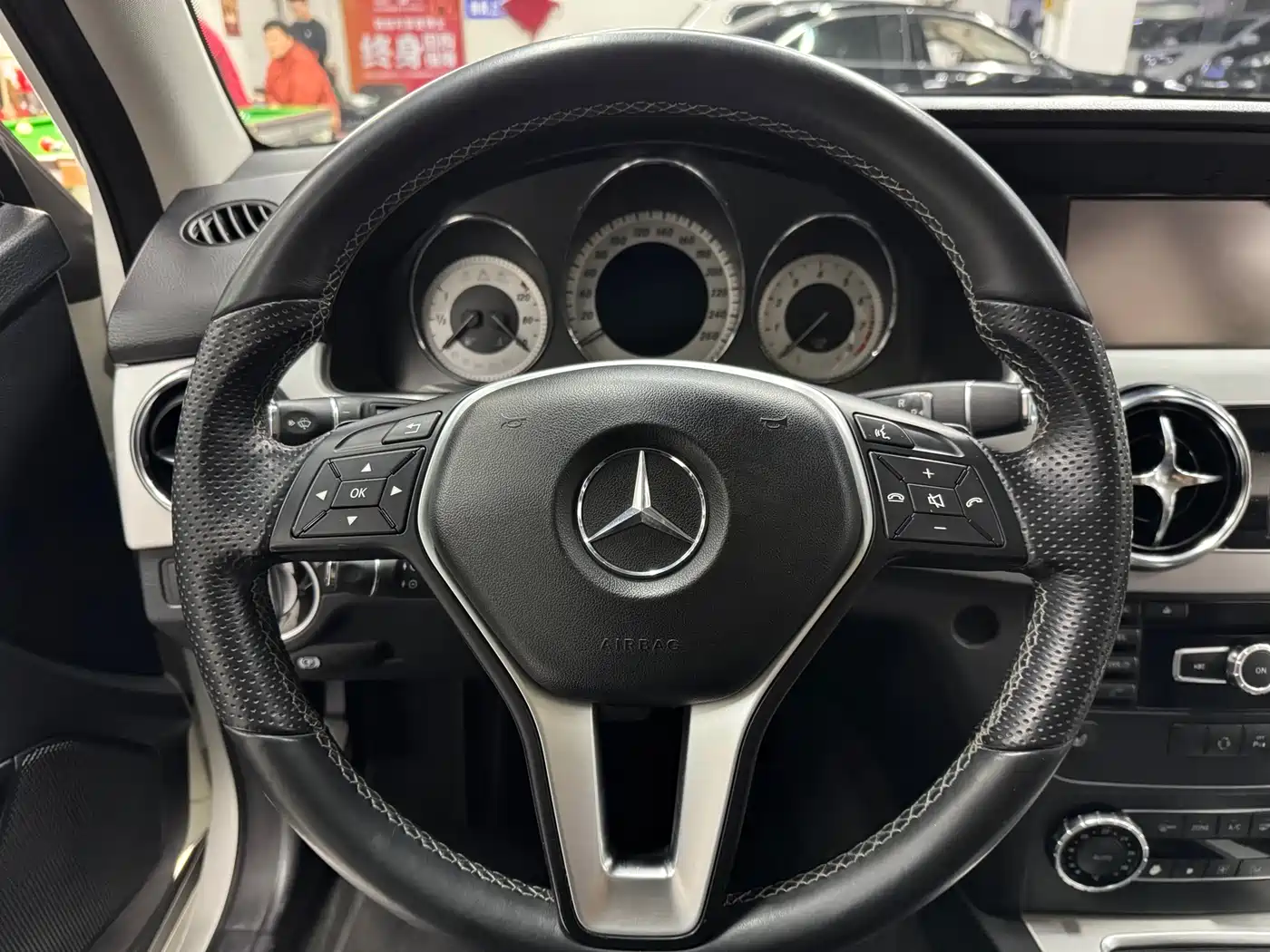 Mercedes-Benz GLK-Class 2013 GLK 300 4MATIC Dynamic Sunroof фото 12