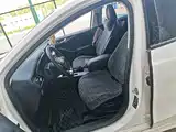 Фото 11 - Ford Focus
