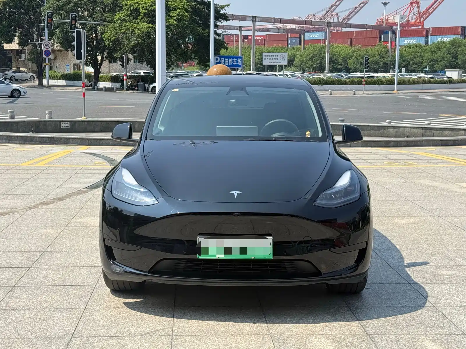 Фото 2 - Tesla Model Y