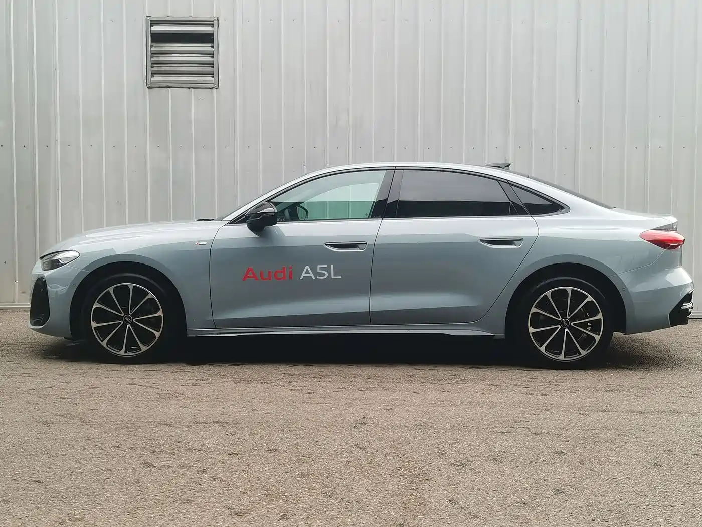 Audi A5L 2025 2.0T Sport Edition Plus фото 3