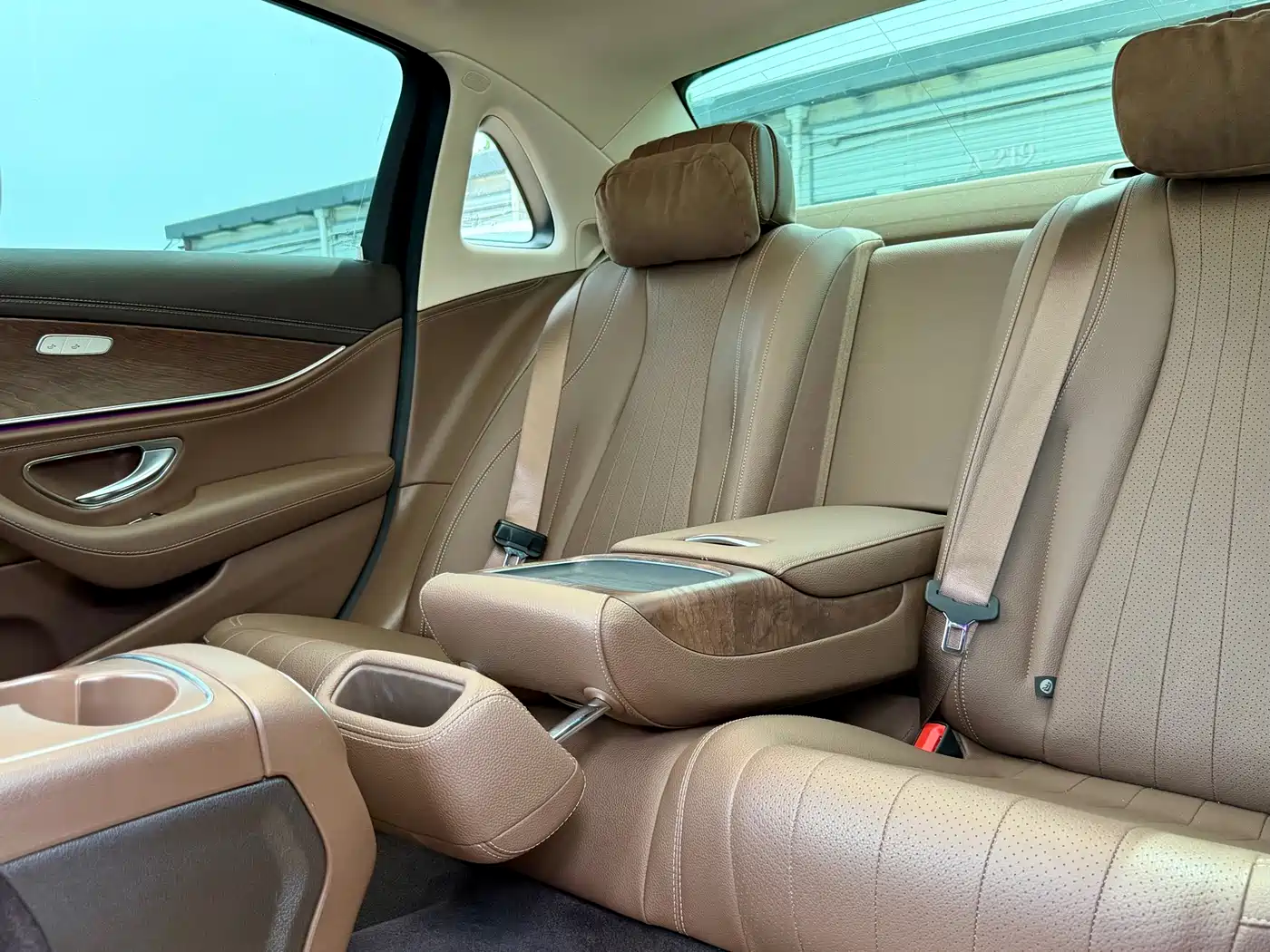 Mercedes-Benz E-Class 2020 Facelift E 300 L Fashion фото 27