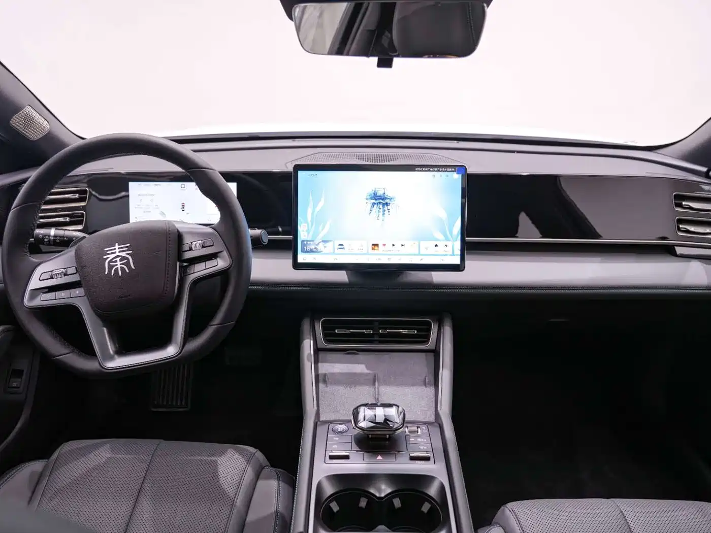 BYD Qin L 2025 DM-i Smart Drive Edition 120KM Surpassing фото 14