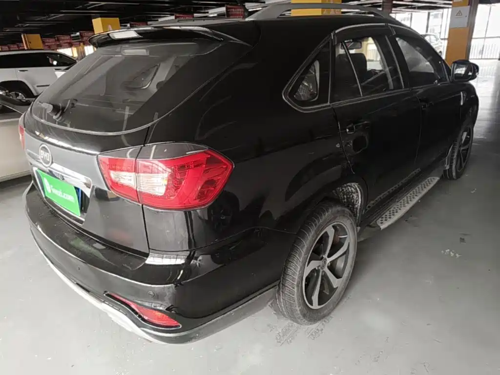 Фото 7 - BYD S7