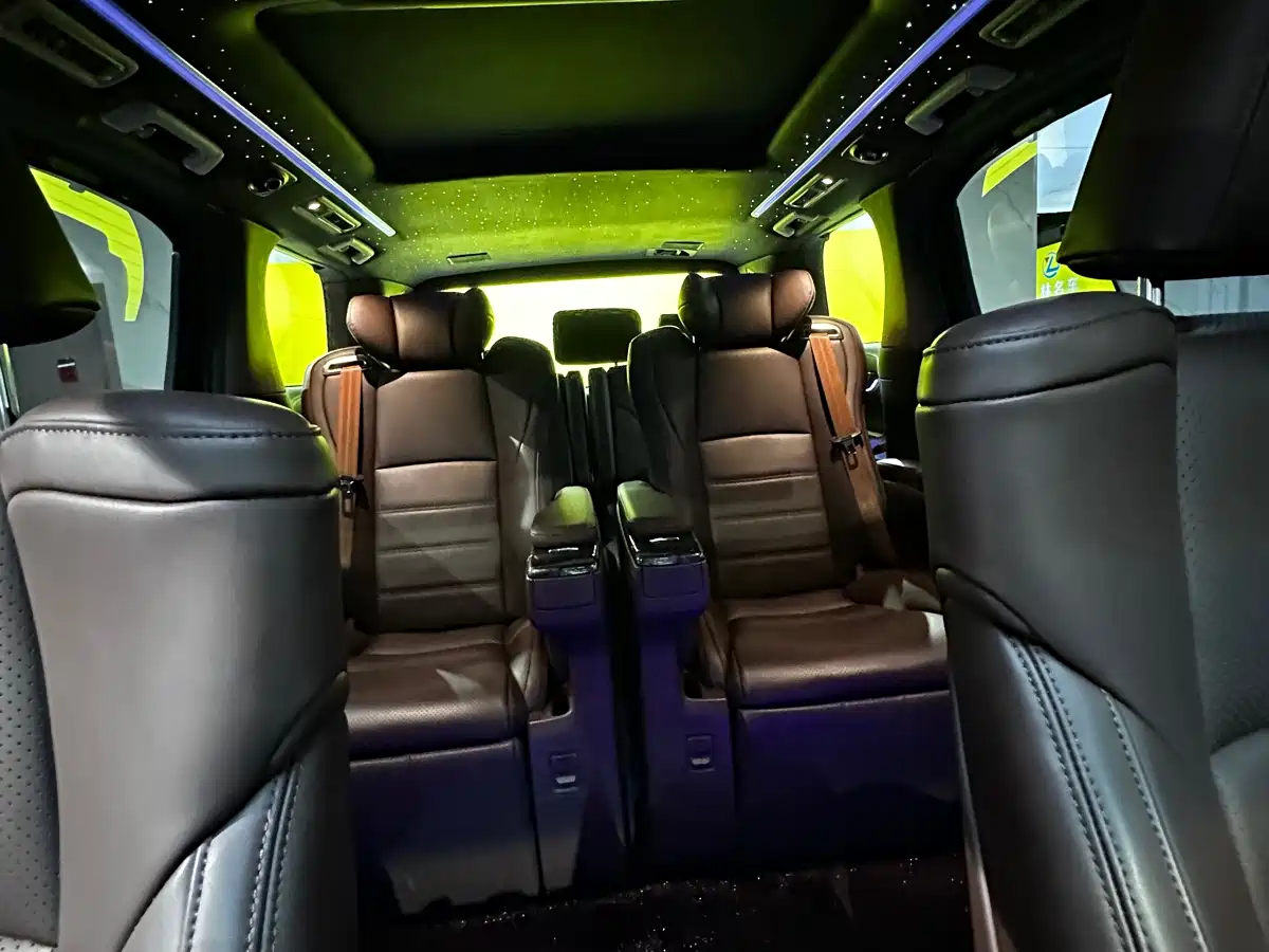 Toyota Alphard 2015 3.5L Premium Edition фото 8