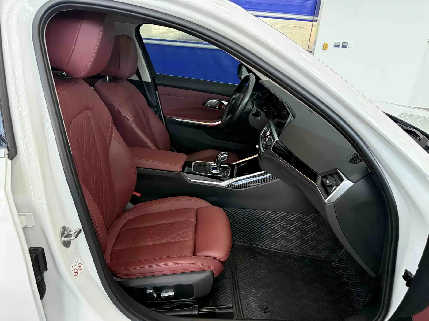 BMW 3 Series 2022 320Li M Sport Package фото 15