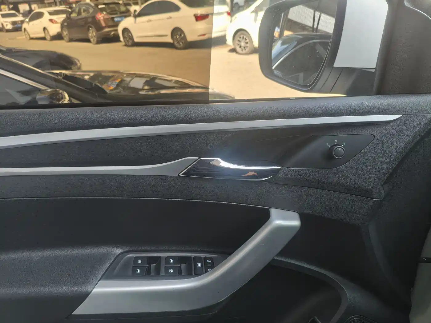 SAIC MAXUS CHASE T70