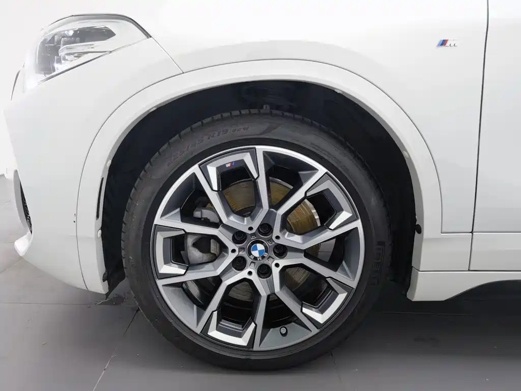 BMW X2 2022 2021 Facelift sDrive25i Shadow Night Edition
