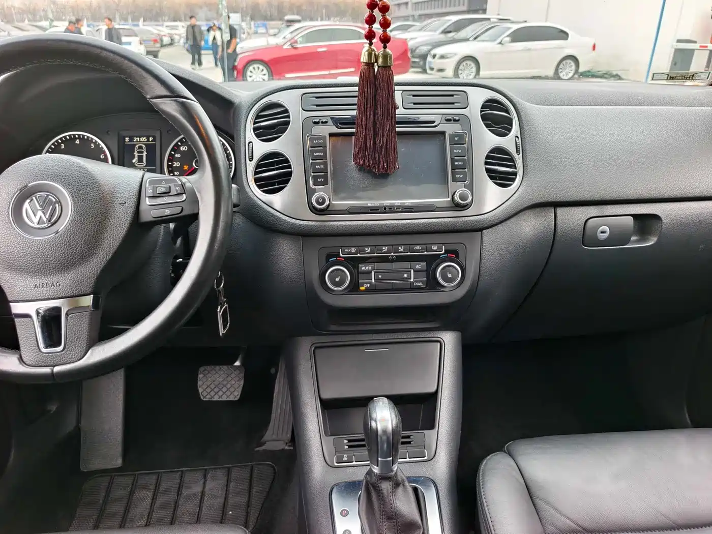 Volkswagen Tiguan 2012 1.8TSI Automatic 2WD Elite Edition фото 13