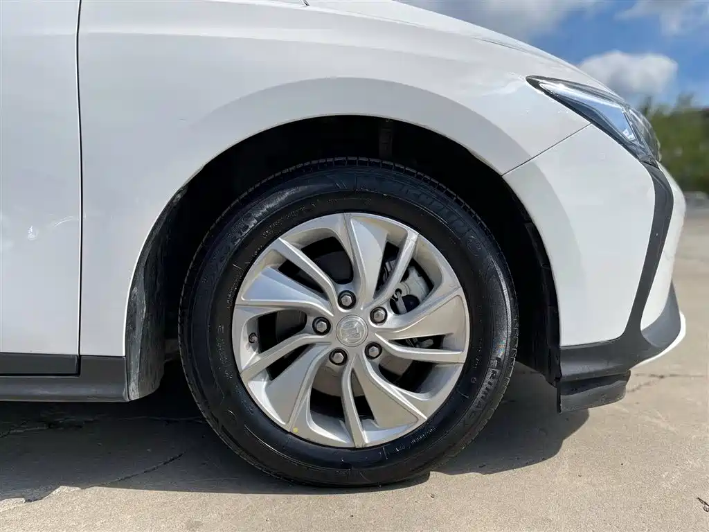 Buick Velite 6 2022 PHEV Connected Sharing фото 9