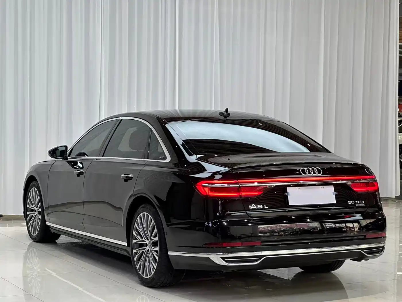 Audi A8 2019 Plus A8L 50 TFSI quattro Luxury фото 14