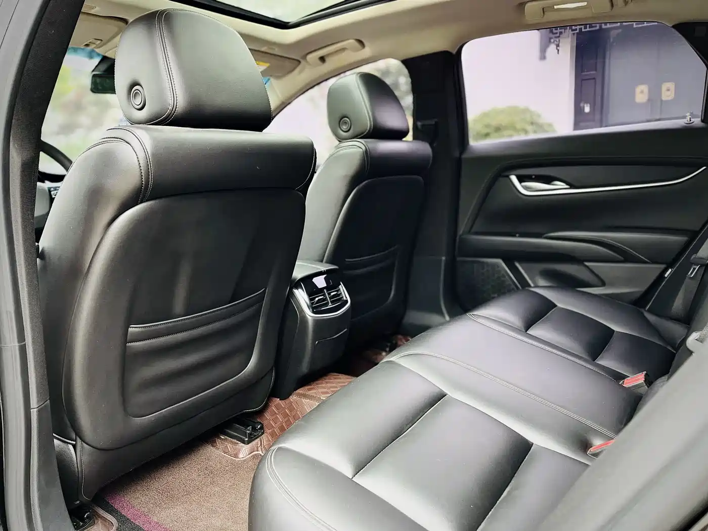 Cadillac XTS 2018 28T Technology фото 15