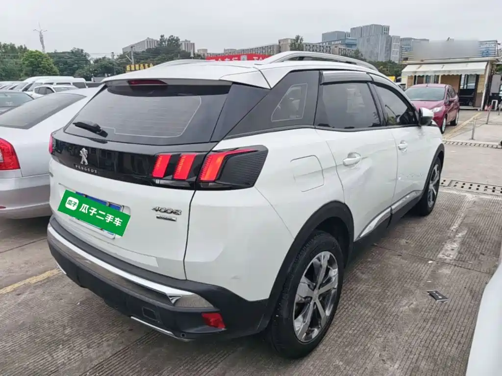 صورة 7 - Peugeot 4008