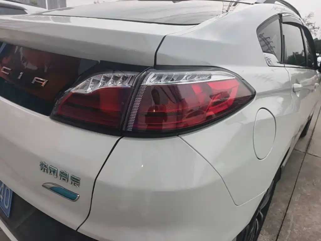 Venucia T90 2019 2018 2.0L CVT Smart Connection Intelligent Edition China V