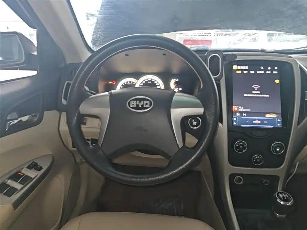 BYD F3 2015 Energy-saving Edition 1.5L Manual Comfort фото 11