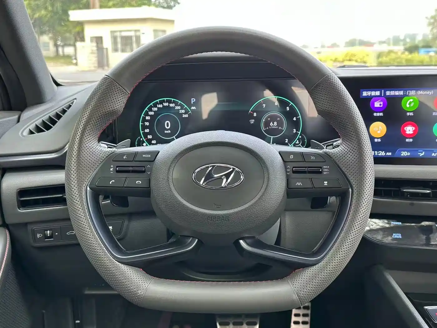HYUNDAI SONATA