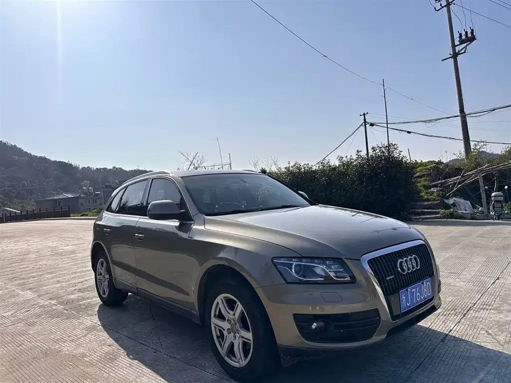 Audi Q5 2011 2.0TFSI Progressive фото 22