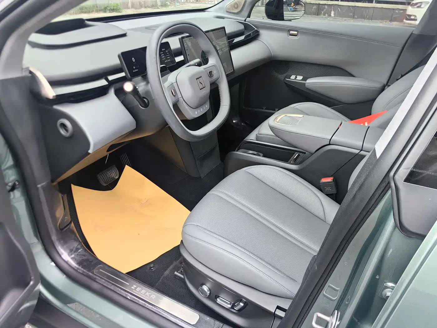 Zeekr X 2023 RWD YOU Edition 4-seater фото 4