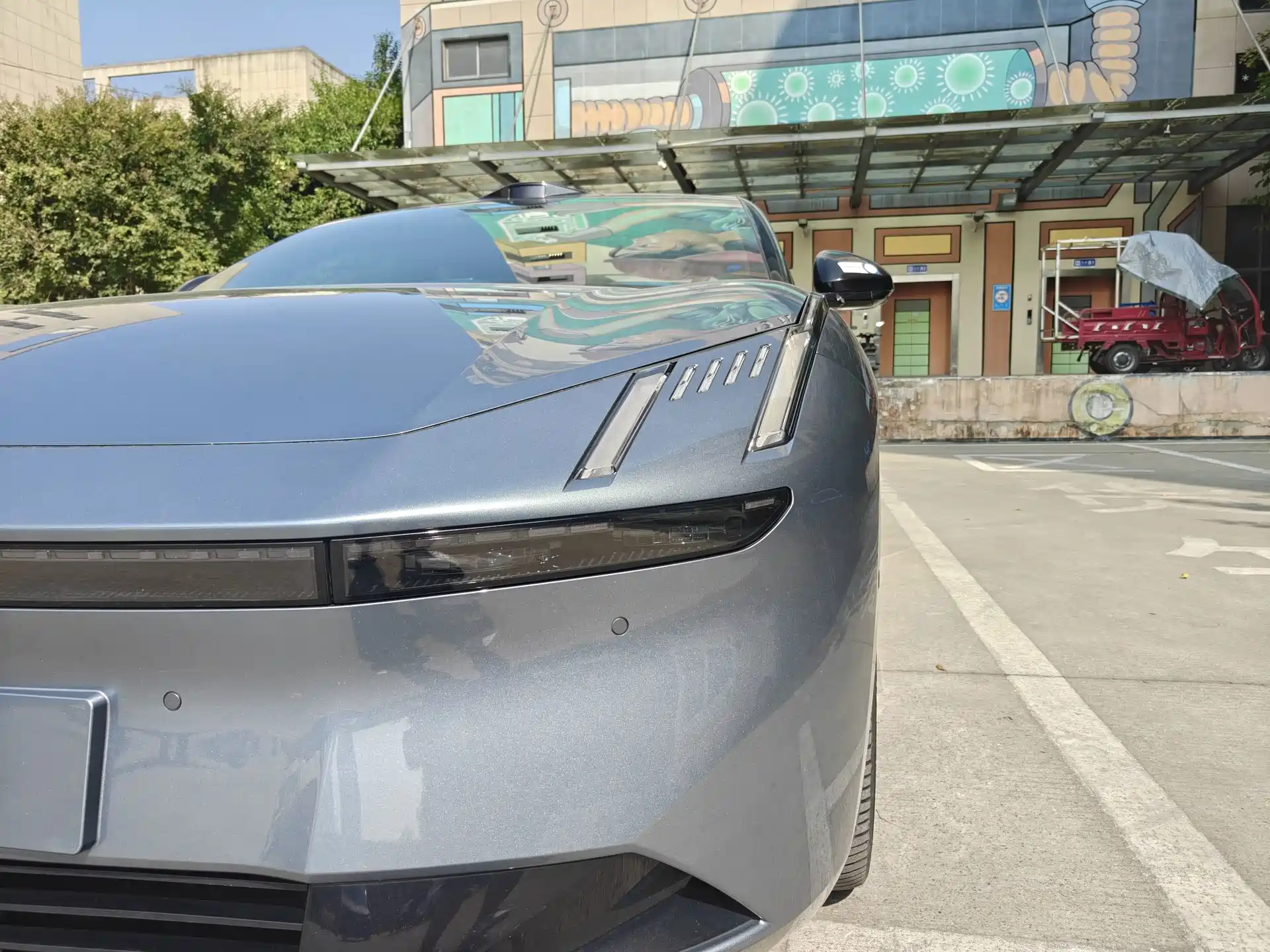 Photo 14 - Lynk & Co Z10