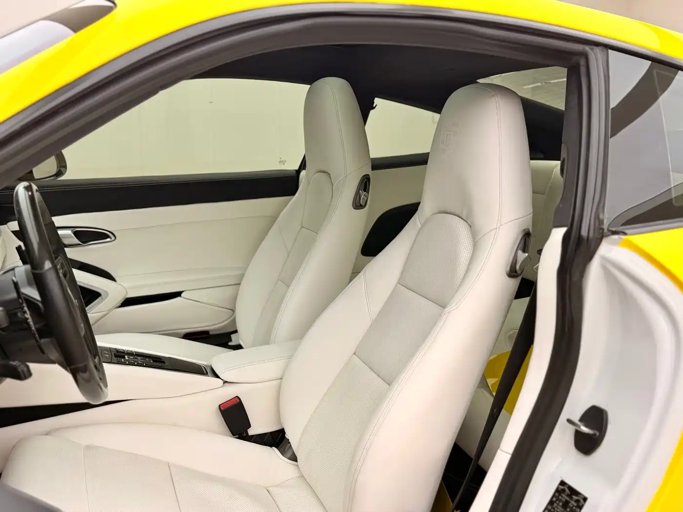 Porsche 911 2015 Carrera 3.4L Style Edition фото 17