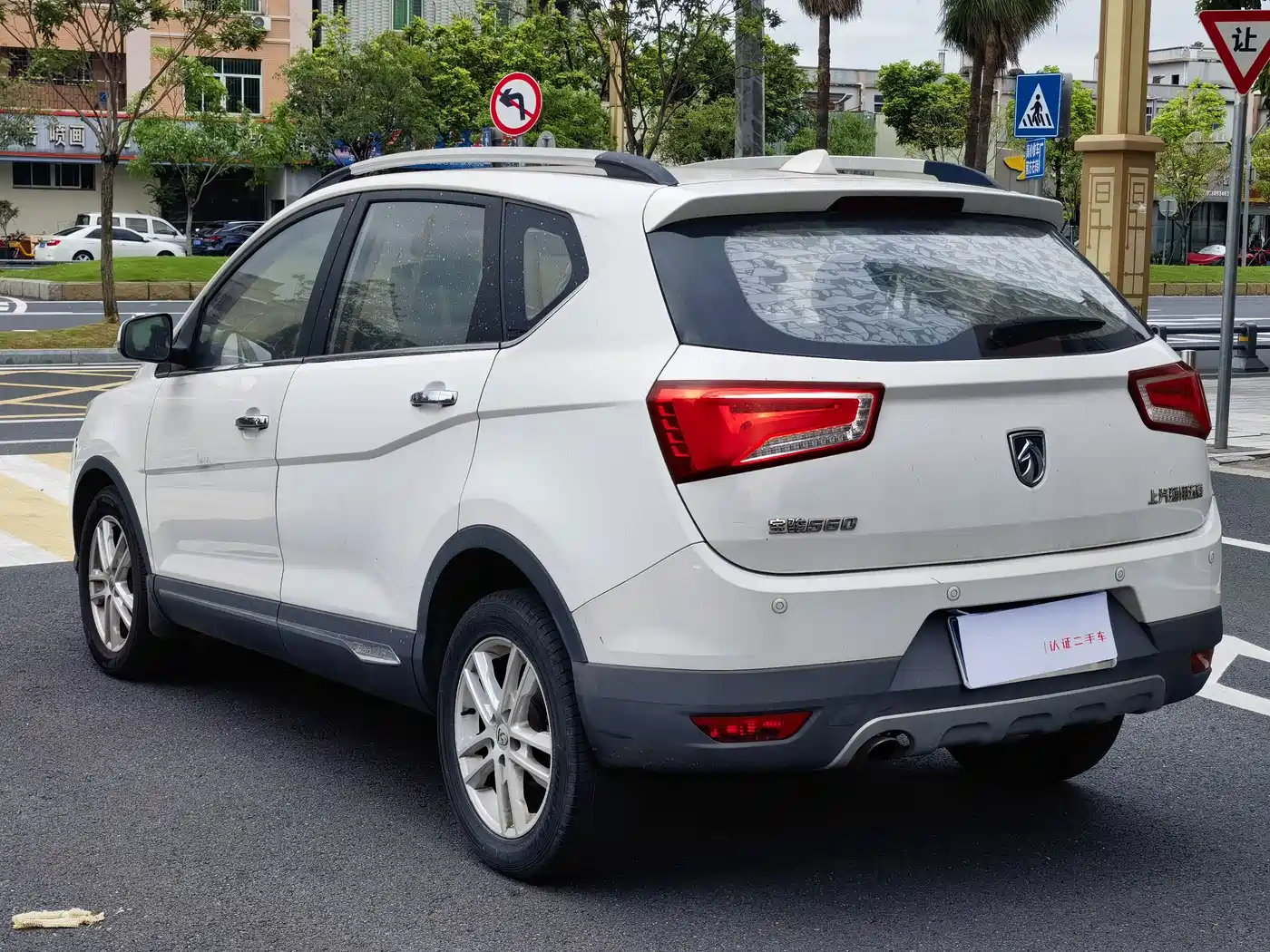 Фото 8 - Baojun 560