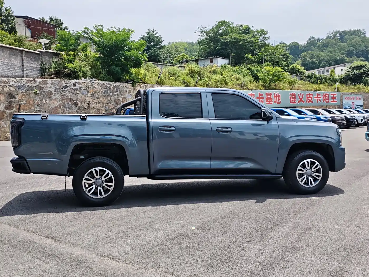 Jiangling Dadao 2025 2024 All-Rounder 2.3T Diesel Automatic 4WD Comfort Flatbed