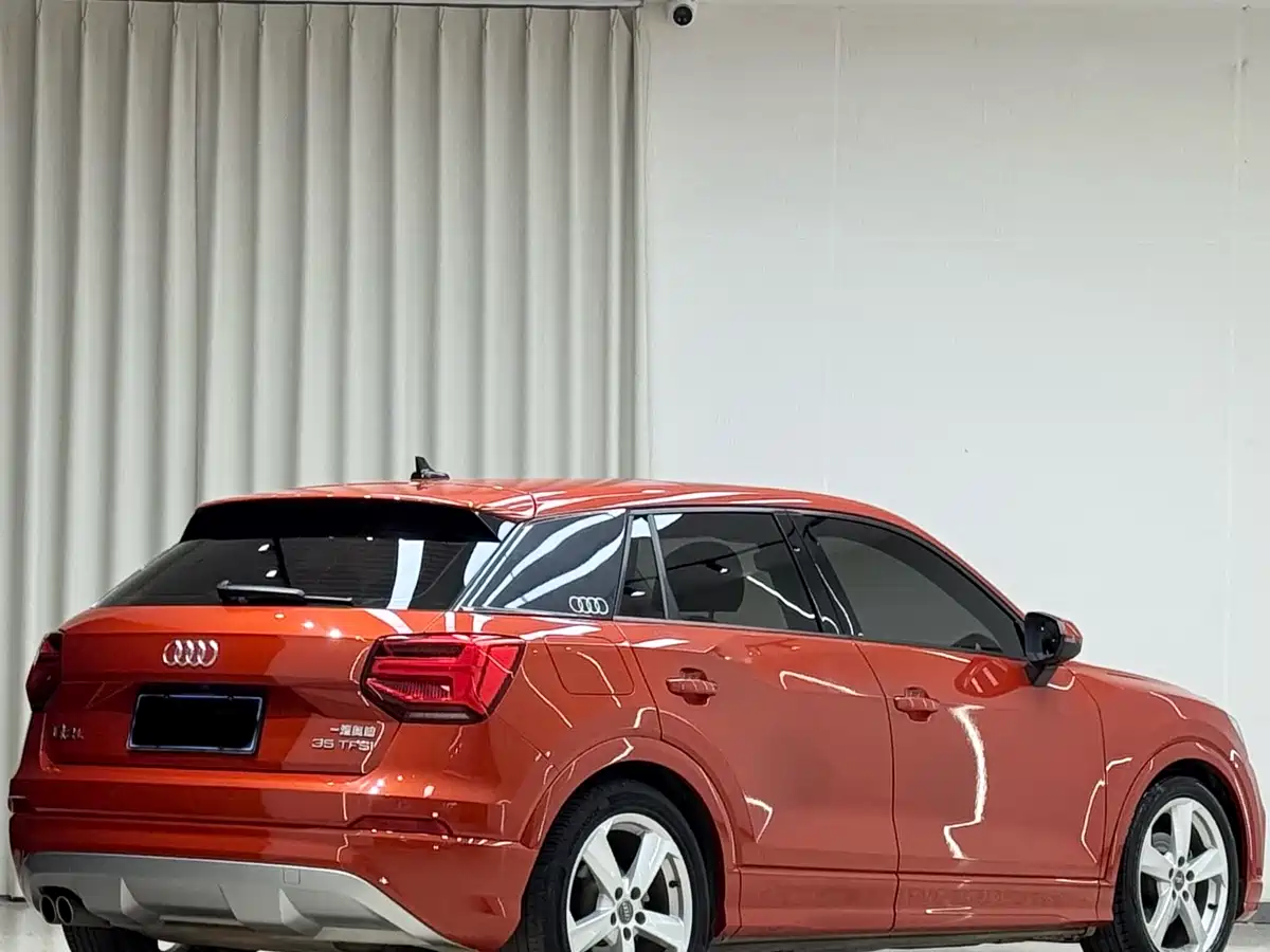 Audi Q2L 2020 35 TFSI Fashion Elegance Model фото 6