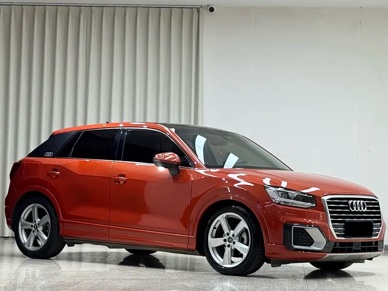 Audi Q2L 2020 35 TFSI Fashion Elegance Model фото 3