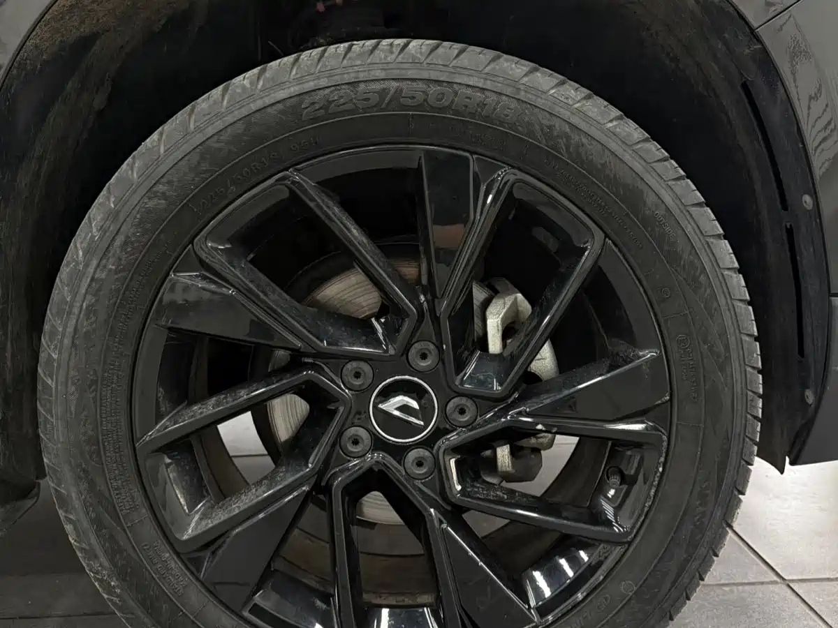 Фото 17 - Jetta VS7