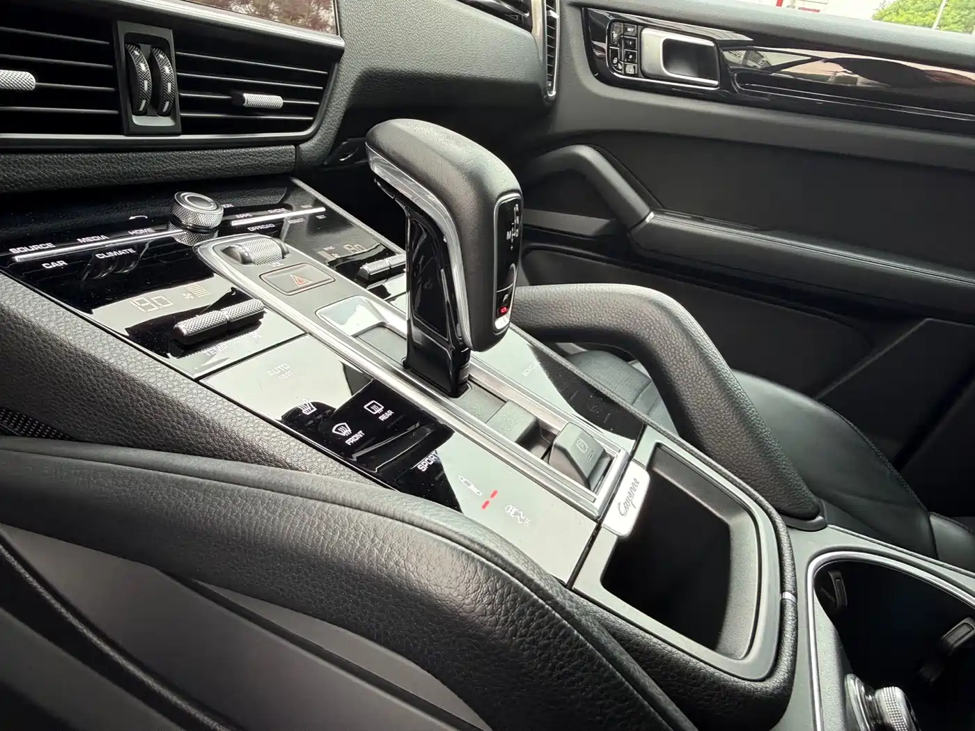 Porsche Cayenne 2018 Cayenne 3.0T фото 12