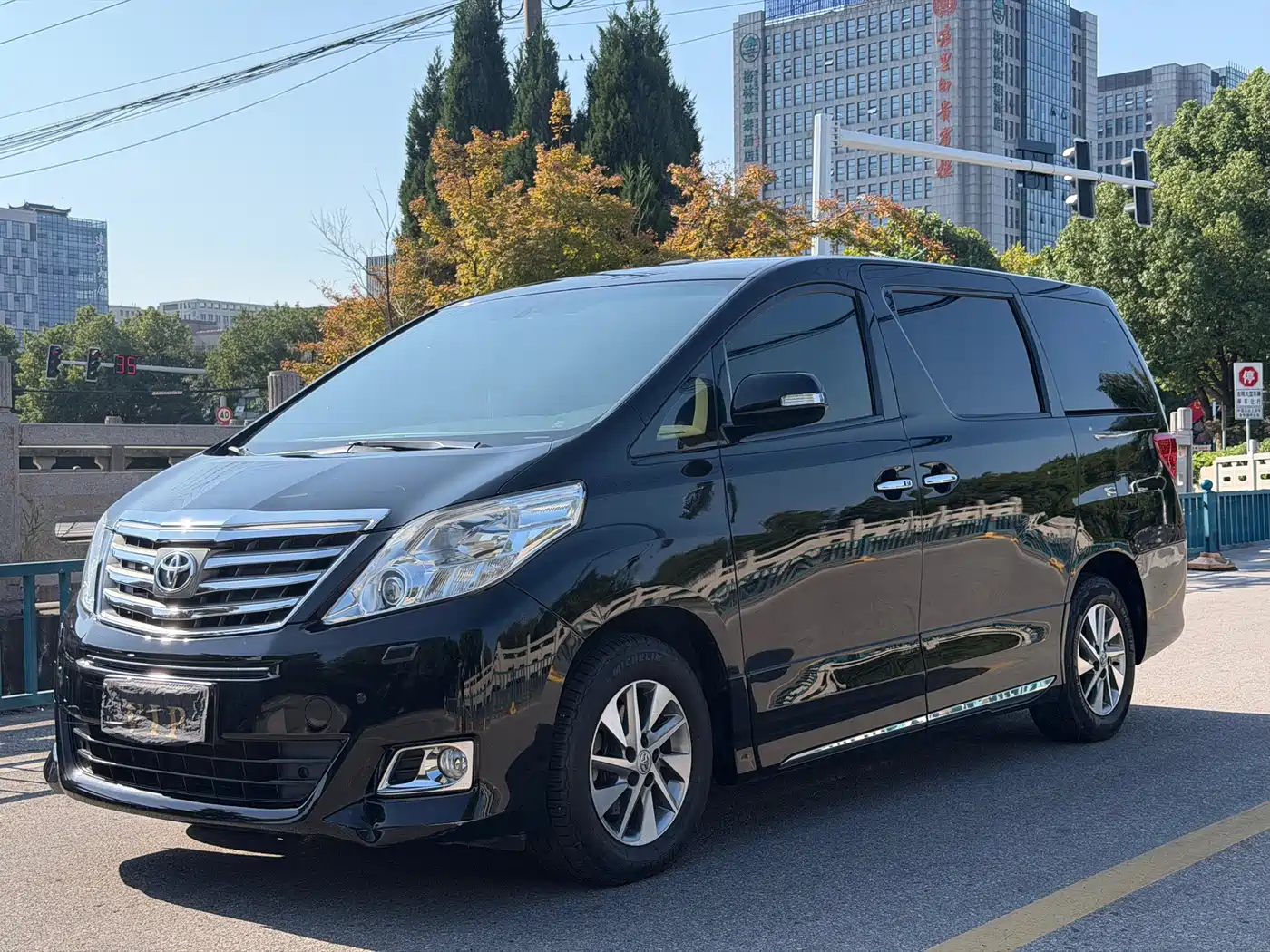 Toyota Alphard 2012 — пригон из Китая
