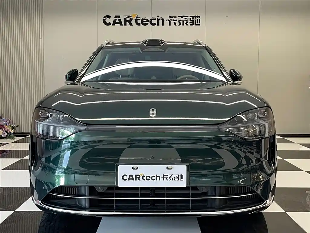 AITO Wenjie AITO M9 2024 Model Extended Range Ultra Edition 52kWh 5-Seater фото 2