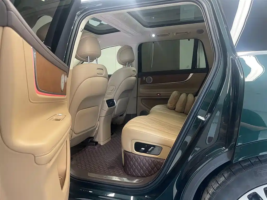 AITO Wenjie AITO M9 2024 Model Extended Range Ultra Edition 52kWh 5-Seater фото 26